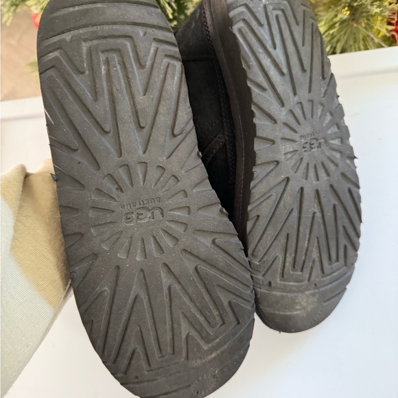 UGG Neumel II Boot Black - Picture 3 of 7